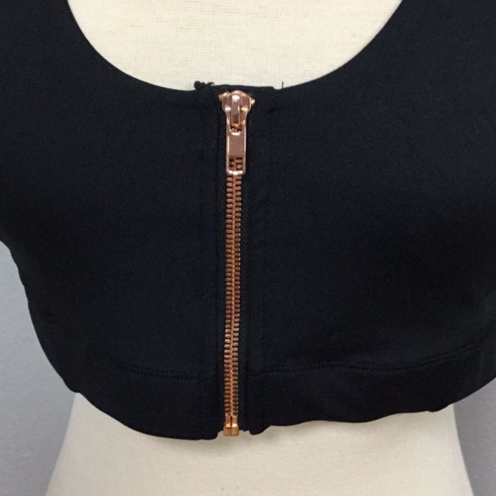 The Barre Code Racerback Zip Up Bra Size Large - Picture 2 of 4